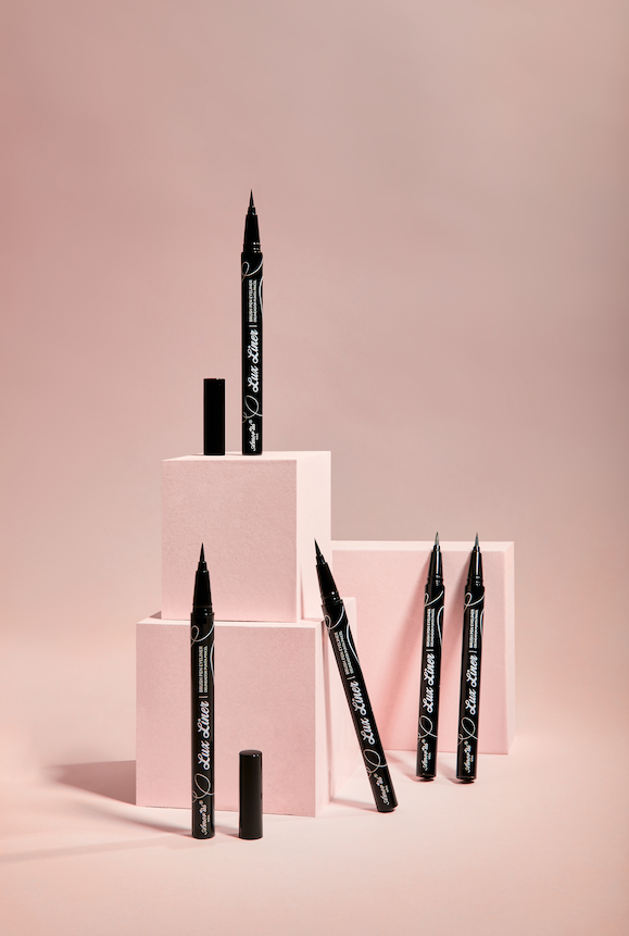 Black Brush Tip Waterproof Eyeliner