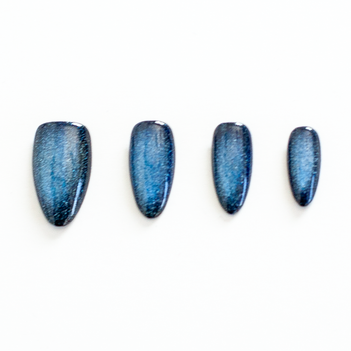 Blue Velvet Cat Eye Glitter Winter Press-On Nails