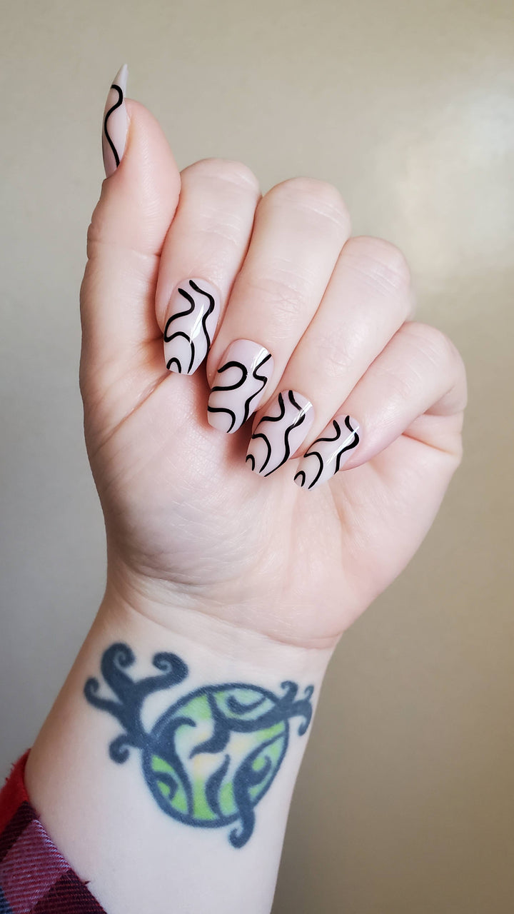 Modern Abstract Black Swirl Press-On Nails