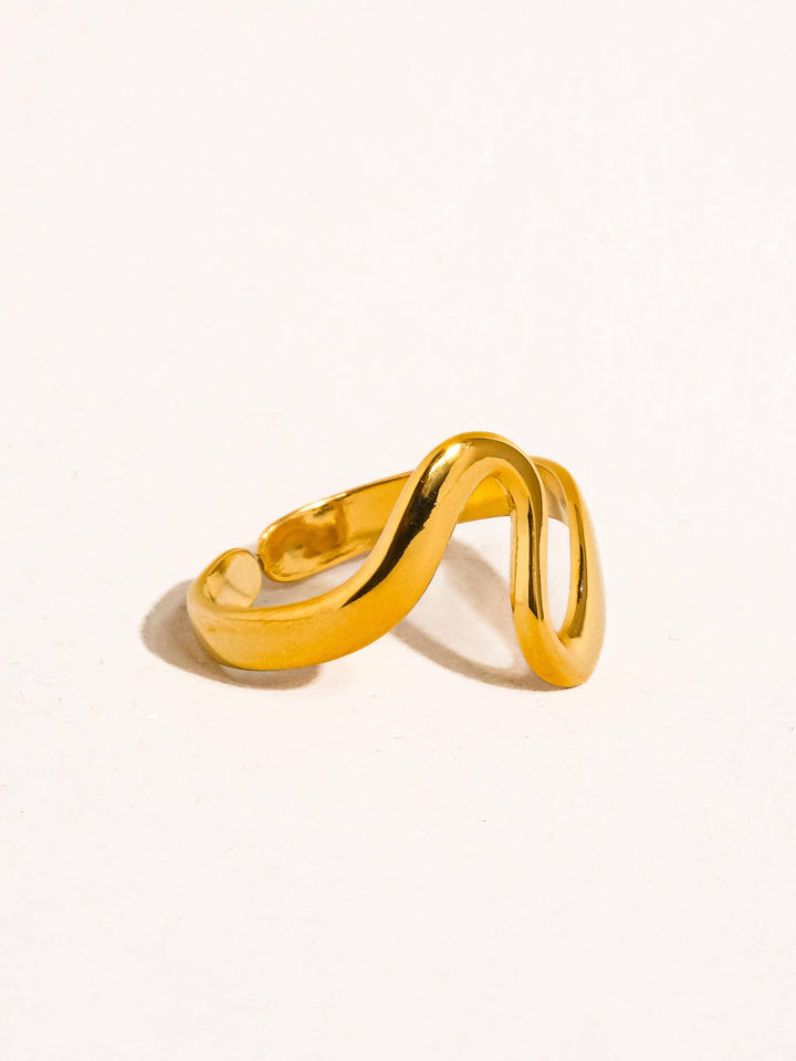 18K Gold Non-Tarnish Abstract Thin Ring (Size 7-8)