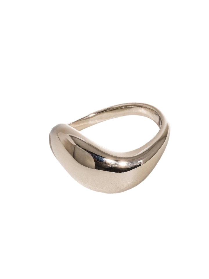 18K Non-Tarnish Classic Wavy Band