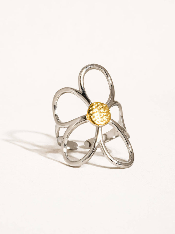 Two-Toned Flower Ring (Size 7)