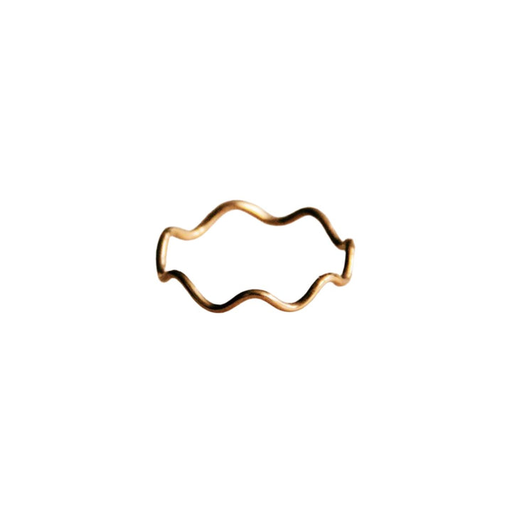 Stainless steel minimalist wave ring - gold (size 7)