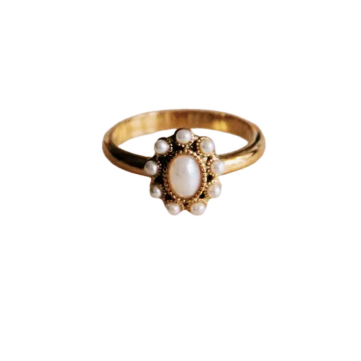 Gold Vintage Ring with Pearl Stones (size 7)